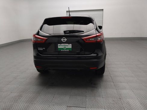 Used 2020 Nissan Rogue Sport S image 7