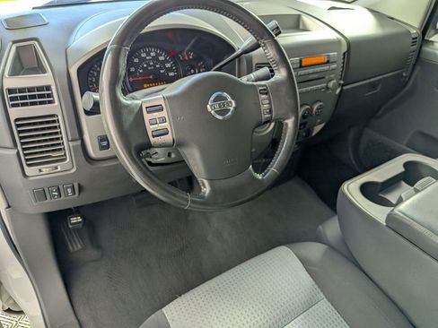 Used 2006 Nissan Titan SE RWD image 11