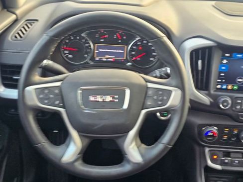 Used 2023 GMC Terrain SLT w/ Infotainment Package II image 15