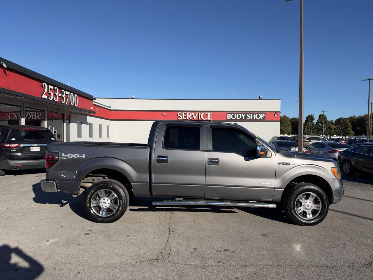 Used 2013 Ford F150 XLT w/ XLT Chrome Pkg AWD/4WD image 2