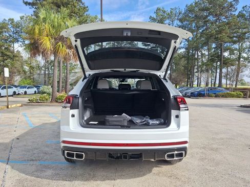 New 2026 Volkswagen Atlas Cross Sport SEL Premium R-Line AWD/4WD image 28