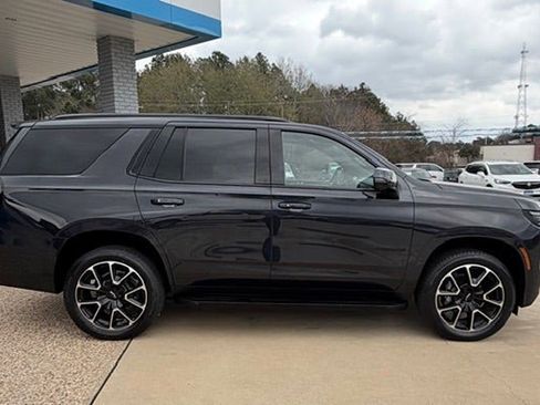 Used 2025 Chevrolet Tahoe RST w/ Comfort Package image 2