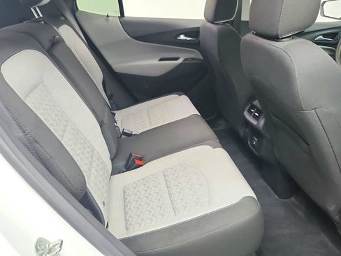 Used 2024 Chevrolet Equinox LS w/ LS Convenience Package FWD image 26