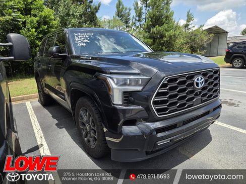 Used 2023 Toyota Sequoia Platinum AWD/4WD image 1