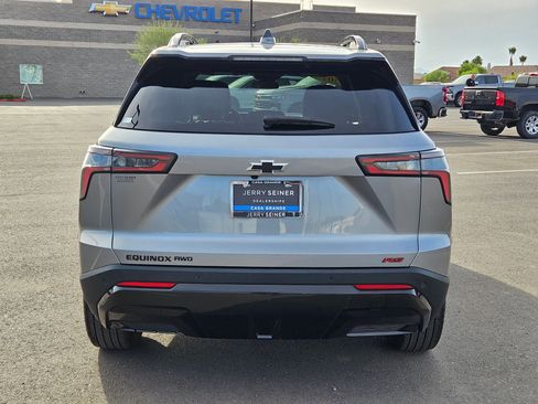 Used 2025 Chevrolet Equinox RS AWD/4WD image 4