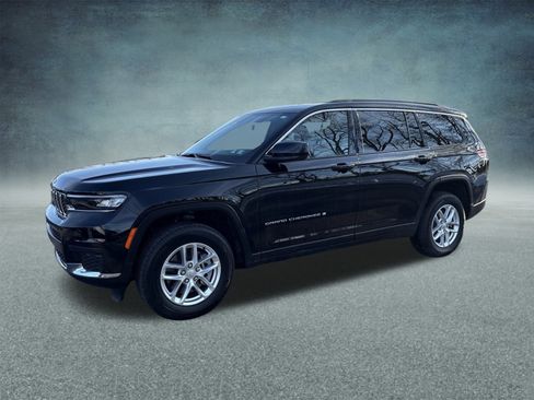 New 2025 Jeep Grand Cherokee L Laredo w/ Luxury Tech Group I AWD/4WD image 3