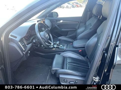 Used 2023 Audi Q5 2.0T Prestige w/ Prestige Package image 5