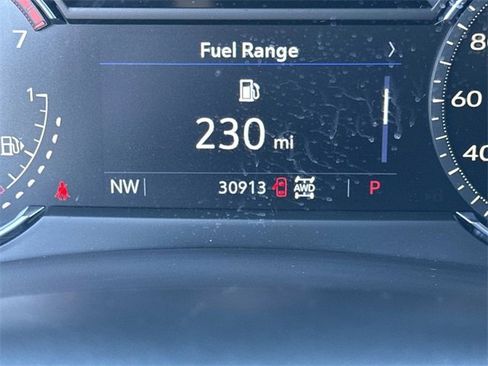 Certified 2022 Cadillac XT4 Premium Luxury w/ Enhanced Visibility Package image 30