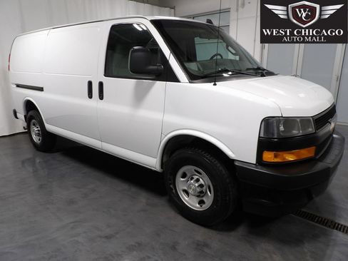 Used 2021 Chevrolet Express 2500 w/ Driver Convenience Package RWD image 1