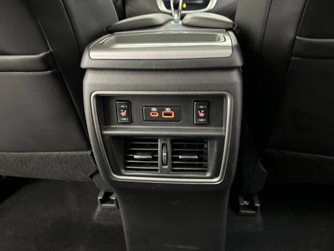 Used 2024 Nissan Murano SL FWD image 24
