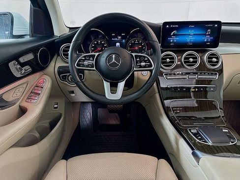 Used 2020 Mercedes-Benz GLC 300 4MATIC image 22