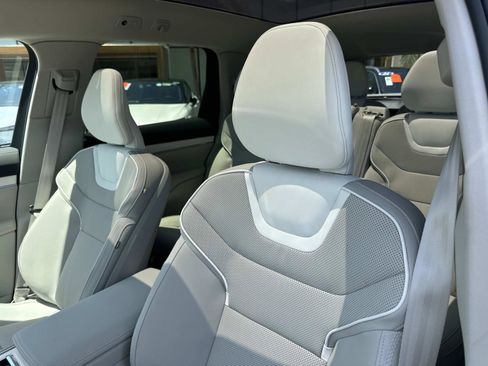 New 2025 Volvo EX90 Plus image 15