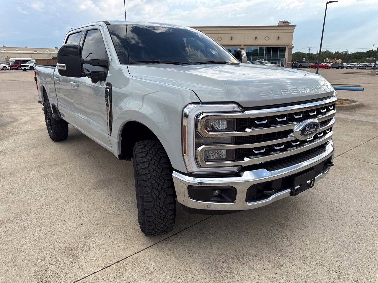 Used 2026 Ford F250 Lariat w/ Tremor Off-Road Package AWD/4WD image 18