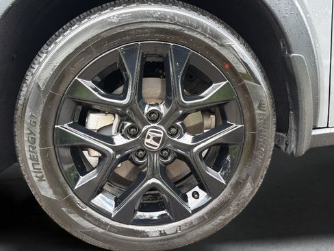 Used 2025 Honda HR-V Sport image 24