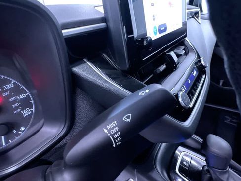 Used 2023 Toyota Corolla LE image 19