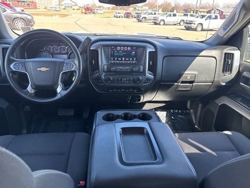 Used 2018 Chevrolet Silverado 1500 LT w/ All Star Edition AWD/4WD image 10