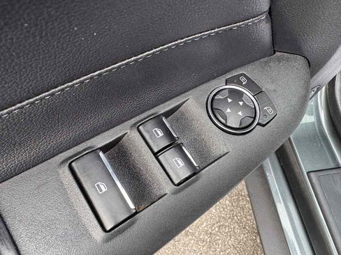 Used 2016 Ford Mustang GT Premium image 35