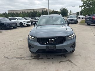 Used 2023 Volvo XC40 B5 Plus w/ Driver Assist Package video 2