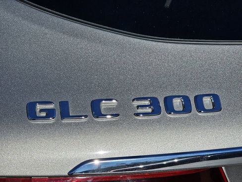 Used 2020 Mercedes-Benz GLC 300 image 13