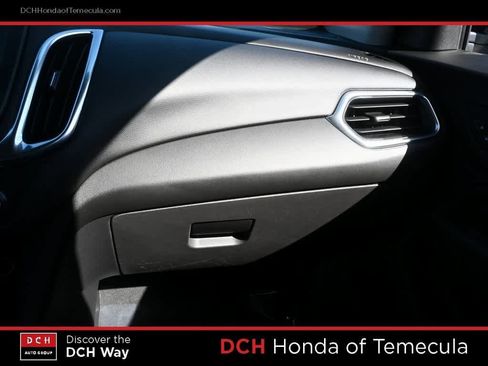 Used 2022 Chevrolet Equinox LT image 14