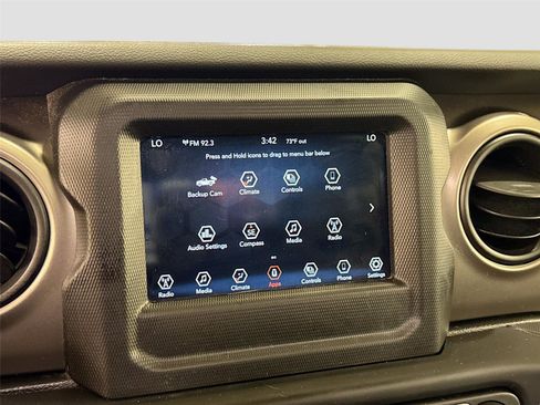 Used 2021 Jeep Gladiator Sport image 14