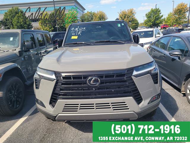 Used 2025 Lexus GX 550 w/ Accessory Package (CT) AWD/4WD image 2