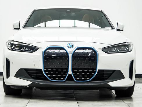 Used 2023 BMW i4 eDrive40 w/ Premium Package RWD image 8