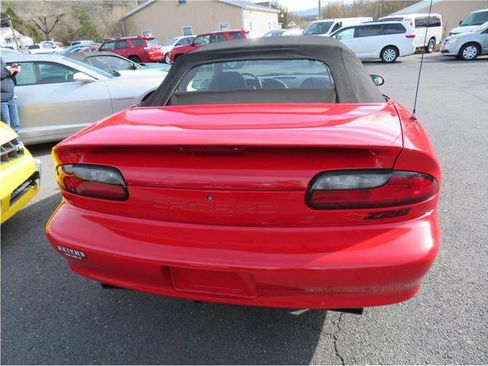 Used 1995 Chevrolet Camaro Z28 image 17
