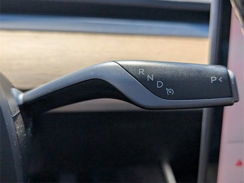 Used 2019 Tesla Model 3 Long Range image 22