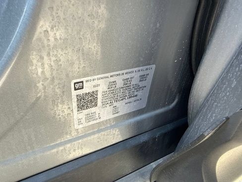 Used 2023 GMC Terrain SLE w/ LPO, Floor Liner Package AWD/4WD image 11