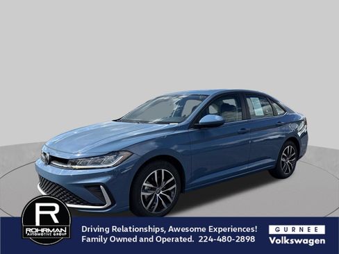 Used 2025 Volkswagen Jetta SE FWD image 4