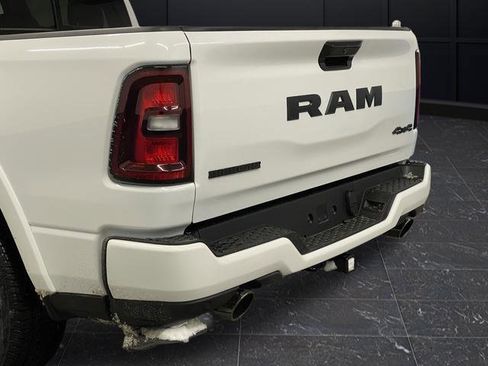 New 2026 RAM 1500 4x4 Crew Cab image 37