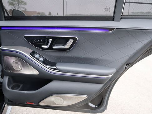 Used 2022 Mercedes-Benz S 580 4MATIC Sedan image 16