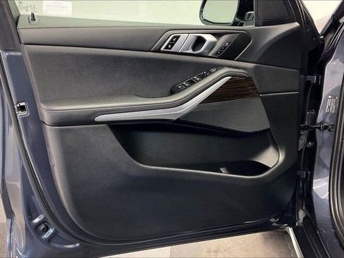 Used 2021 BMW X5 xDrive40i w/ Convenience Package image 25