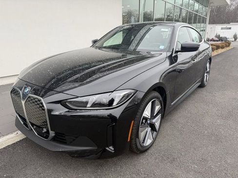 Used 2025 BMW i4 xDrive40i w/ Premium Package image 3