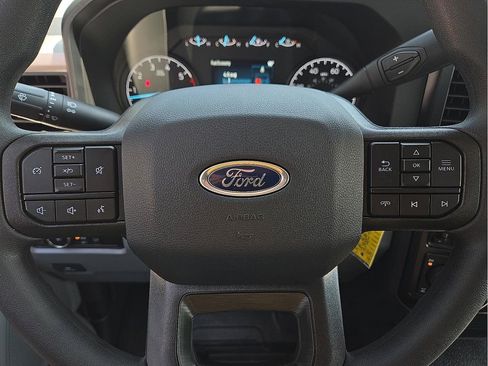 New 2025 Ford F350 XLT image 19