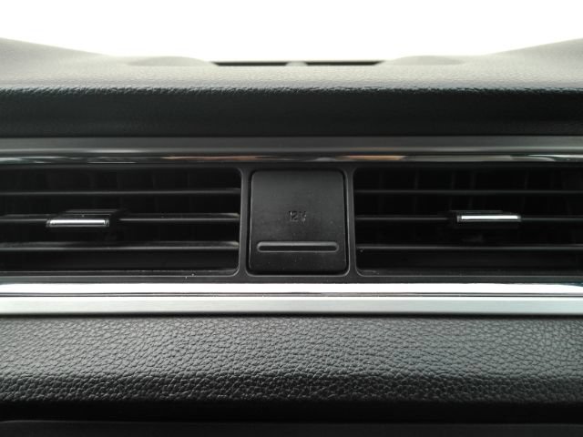 Used 2013 Ford Mustang GT Premium RWD image 30