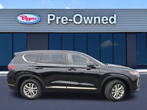 Used 2019 Hyundai Santa Fe SE image 8