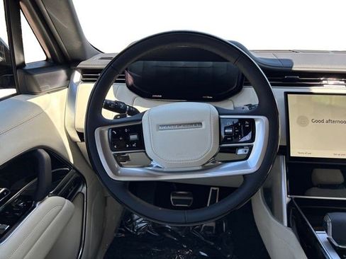 New 2026 Land Rover Range Rover Long Wheelbase SE image 15