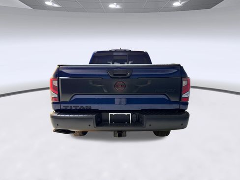 Used 2024 Nissan Titan PRO-4X w/ Pro-4x Convenience Package AWD/4WD image 9
