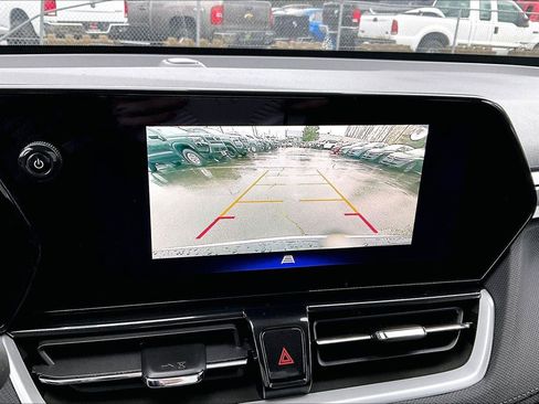 Used 2025 Chevrolet TrailBlazer LT FWD image 13