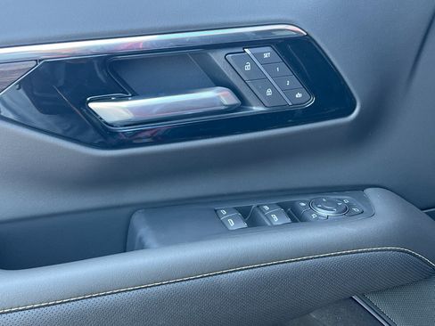 New 2026 Chevrolet Tahoe Premier w/ Sun And Tow Package AWD/4WD image 11