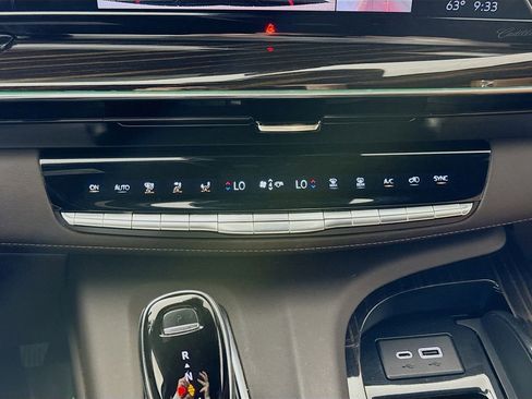 Used 2021 Cadillac Escalade Sport image 16