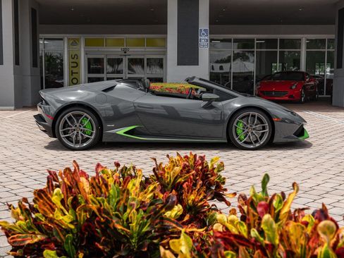 Used 2016 Lamborghini Huracan LP 610-4 image 22