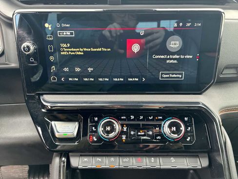 Certified 2024 GMC Sierra 1500 AT4 w/ Technology Package image 13