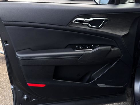 Used 2023 Kia Sportage X-Line image 13