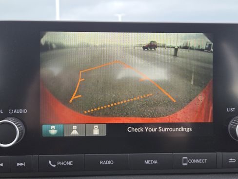 Used 2023 Honda Civic Sport image 6