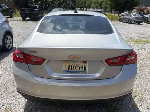 Used 2018 Chevrolet Malibu LS FWD image 9