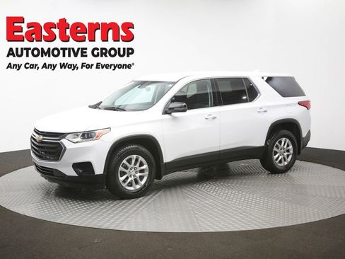 Used 2021 Chevrolet Traverse LS w/ LPO, Floor Liner Package AWD/4WD image 57