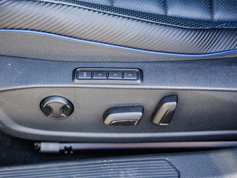 Used 2024 Volkswagen Golf R 2.0T image 22